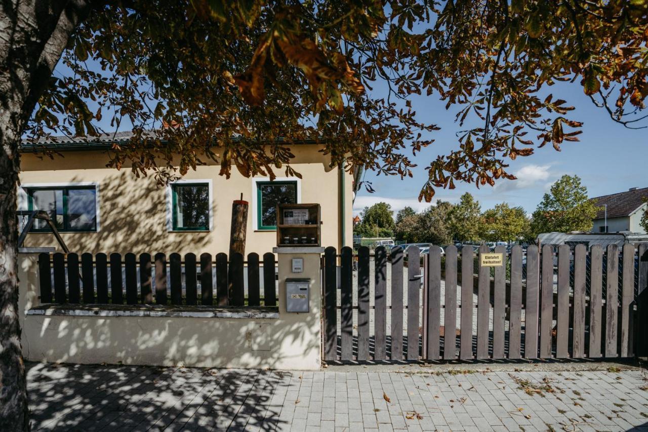 Mareli Neusiedler Stadthaus 네우시에들암시 외부 사진